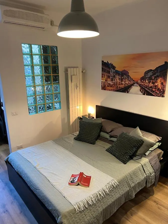 Stylish Apartment 3 Km Away From Duomo - Netflix, Wi-Fi, All Comforts Included Milano