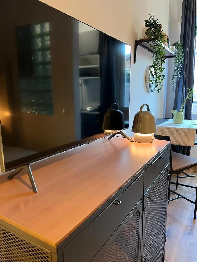 Stylish Apartment 3 Km Away From Duomo - Netflix, Wi-Fi, All Comforts Included Milano 0*,  Italia