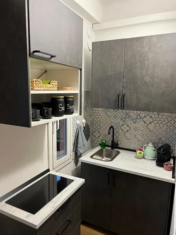 Stylish Apartment 3 Km Away From Duomo - Netflix, Wi-Fi, All Comforts Included Milan